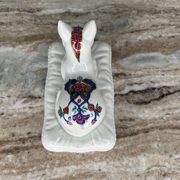 Vintage Elizabeth Arden Byzantium Egyptian Cat Trinket box Made in Japan - Picture 5 of 9